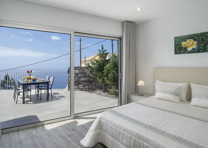Villa Calhetascape By Villa Plus